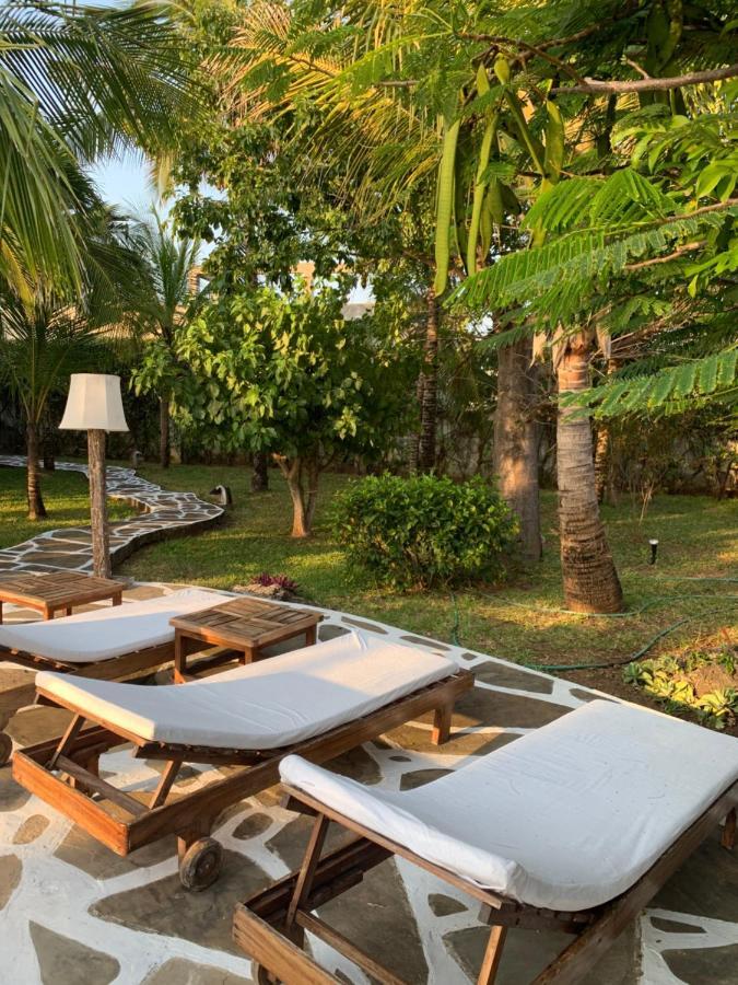 Kamakuti Villa Watamu Exteriör bild